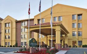 La Quinta Inn & Suites Summersville